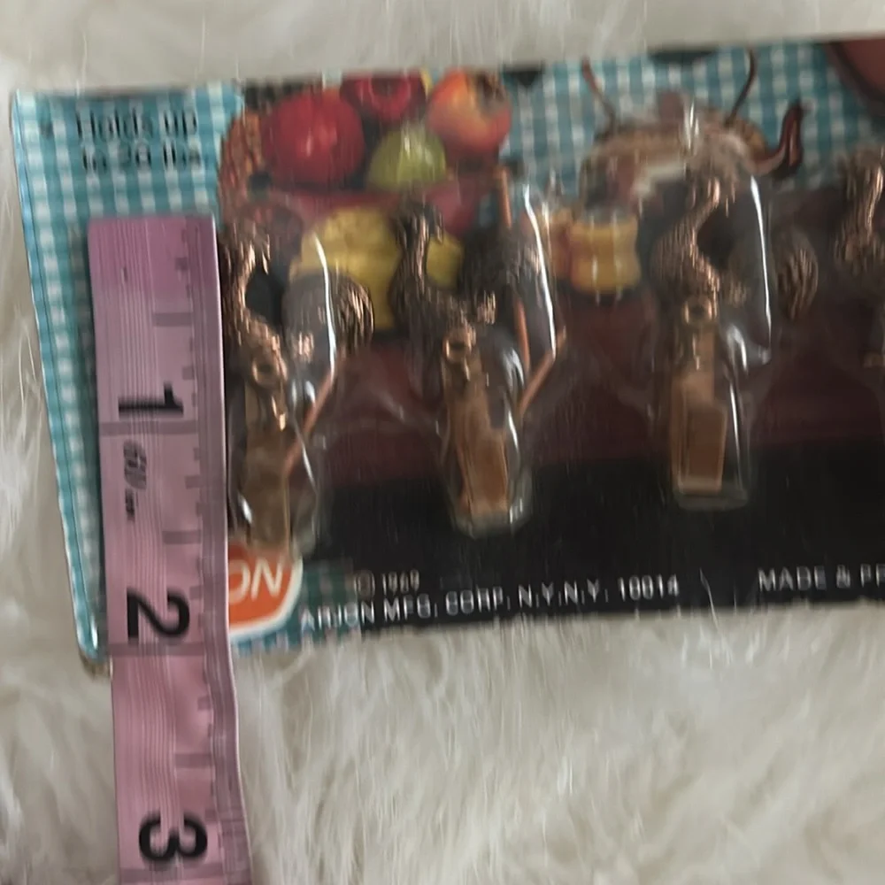 Vintage 1969 rooster hooks set made in the USA